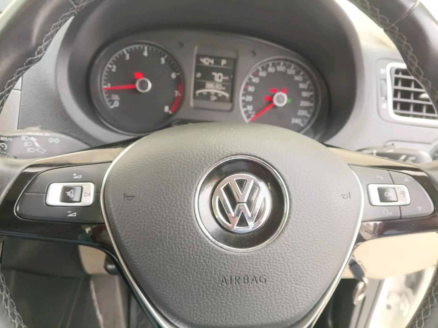 2021 Volkswagen Vento HIGHLINE PLUS 1.0L TSI AT, Petrol, Automatic, 38,630 km, interior