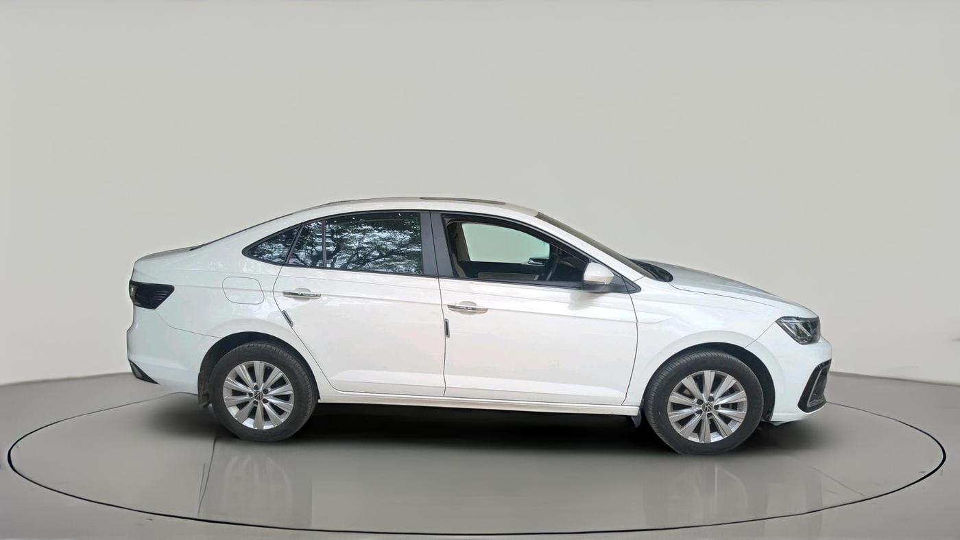 2025 Volkswagen VIRTUS Highline Plus 1.0 TSI MT, Petrol, Manual, 15,462 km, exterior