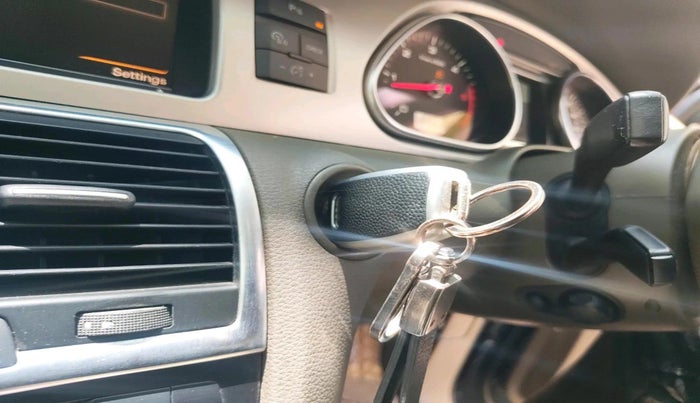 2013 Audi Q7 3.0 TDI QUATTRO, Diesel, Automatic, 88,213 km, interior