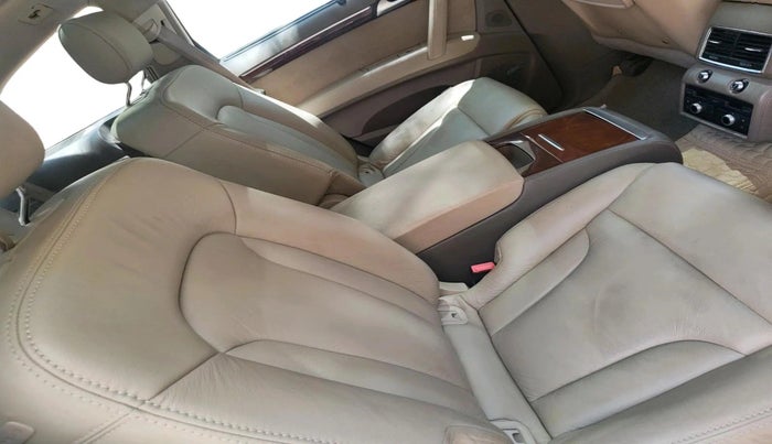 2013 Audi Q7 3.0 TDI QUATTRO, Diesel, Automatic, 88,213 km, interior