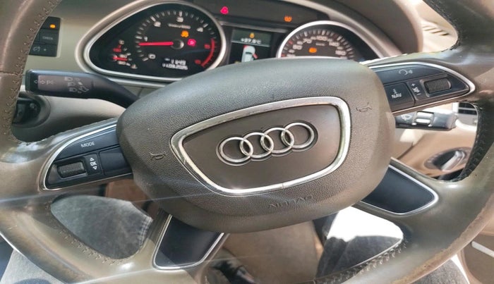 2013 Audi Q7 3.0 TDI QUATTRO, Diesel, Automatic, 88,213 km, interior
