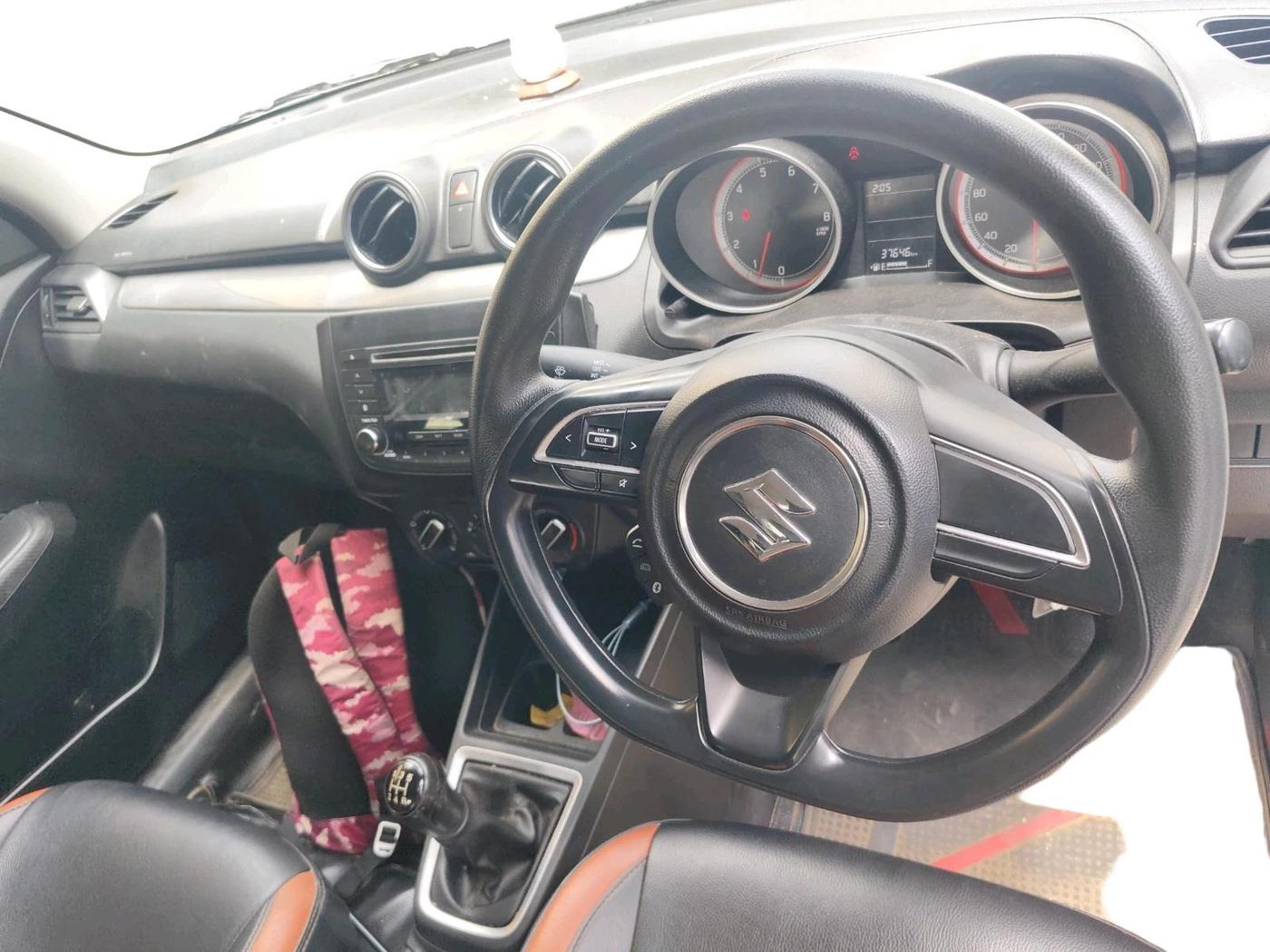2020 Maruti Swift VXI, Petrol, Manual, 37,646 km, interior