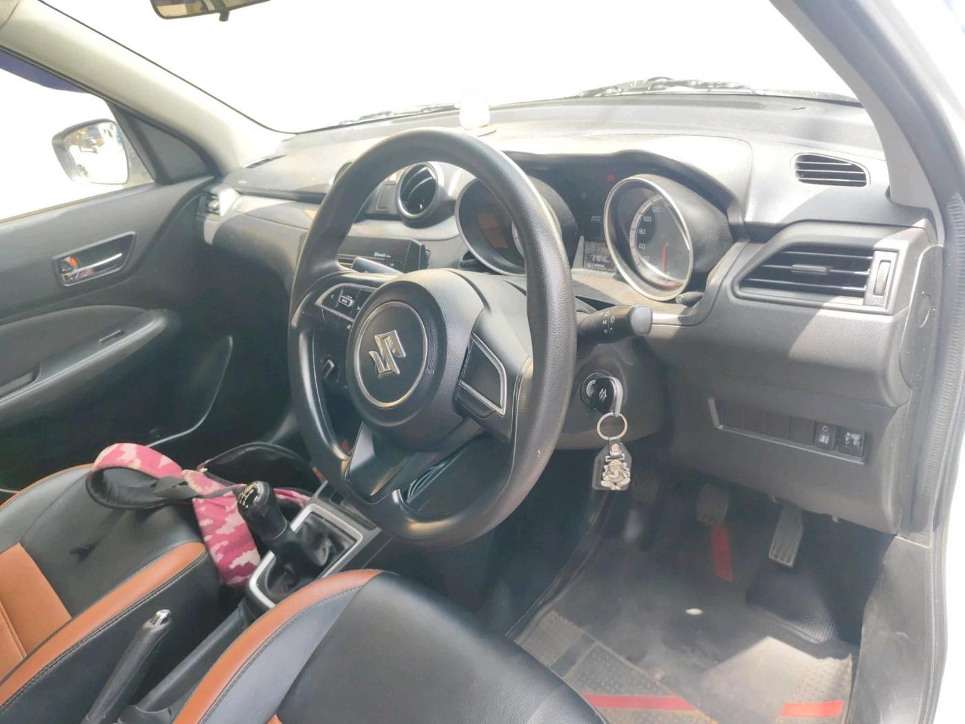 2020 Maruti Swift VXI, Petrol, Manual, 37,646 km, interior