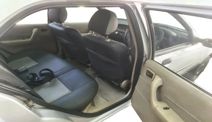 2010 Ford Ikon 1.4 DIESEL, Diesel, Manual, 1,55,270 km, interior