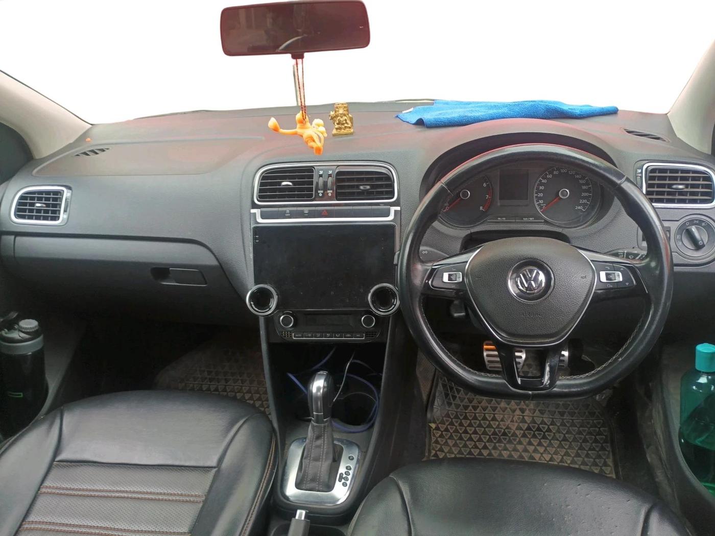 2015 Volkswagen Polo GT TSI AT, Petrol, Automatic, 30,888 km, interior