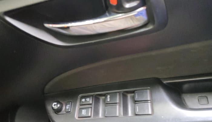 2015 Maruti Swift VXI, Petrol, Manual, 53,813 km, interior