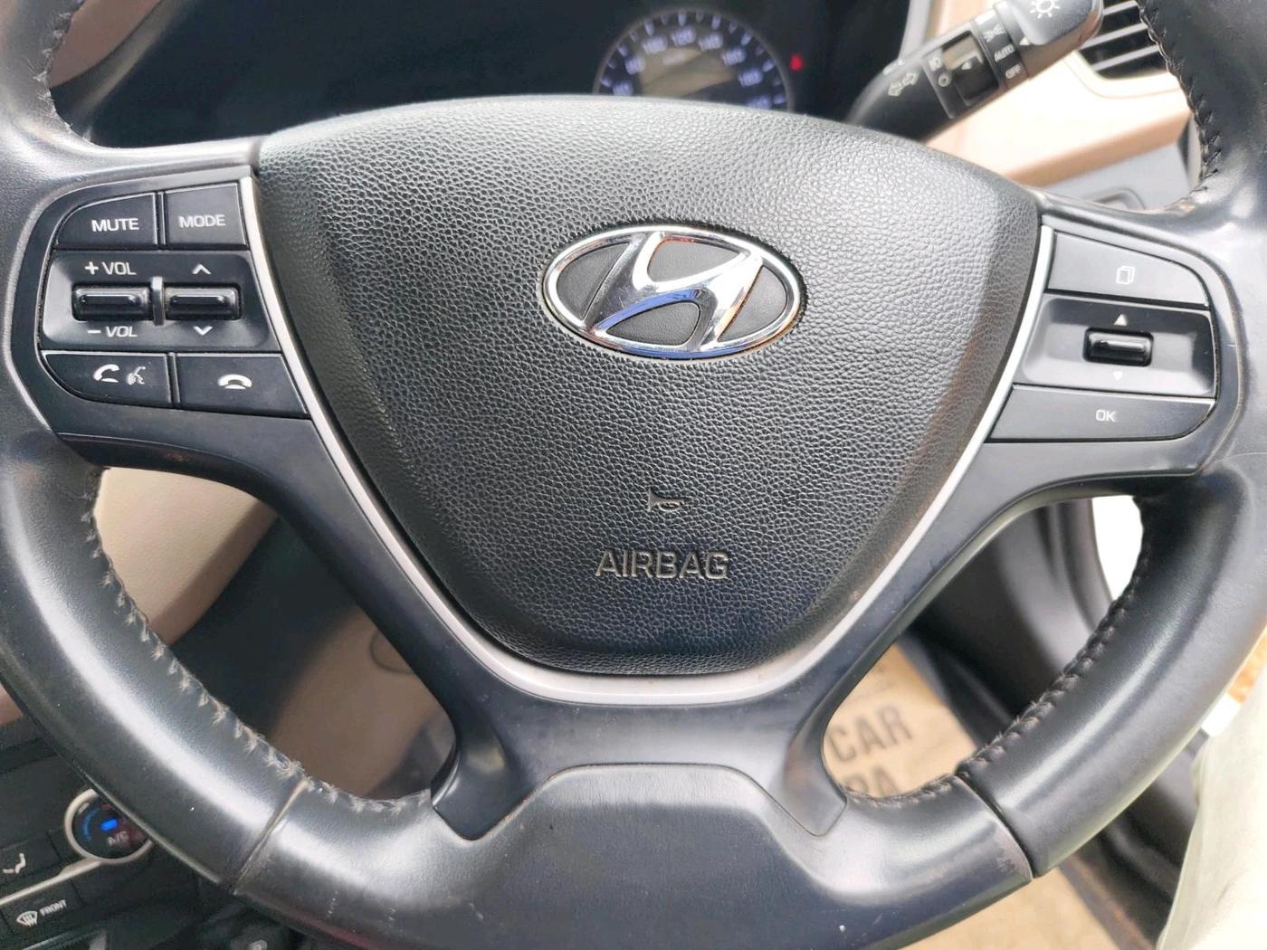 2020 Hyundai Elite i20 ASTA (O) CVT, Petrol, Automatic, 73,230 km, interior