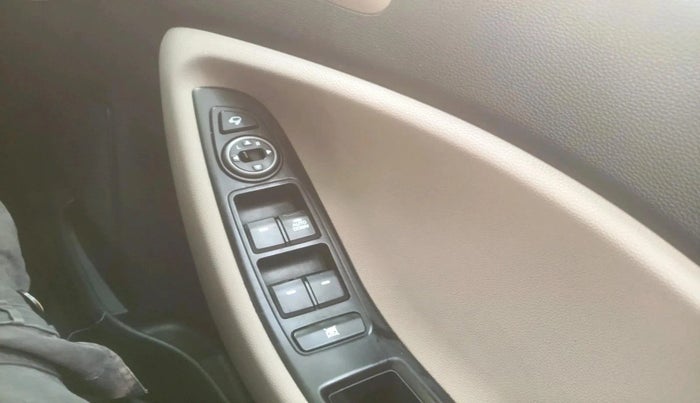 2019 Hyundai Elite i20 SPORTZ PLUS 1.2, Petrol, Manual, 34,044 km, interior