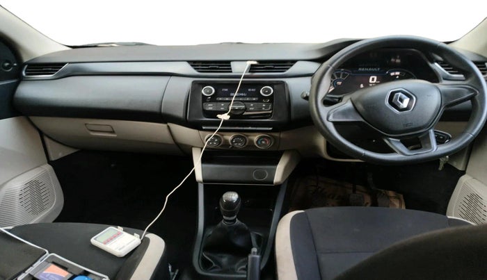 2022 Renault TRIBER RXL MT, Petrol, Manual, 7,573 km, interior
