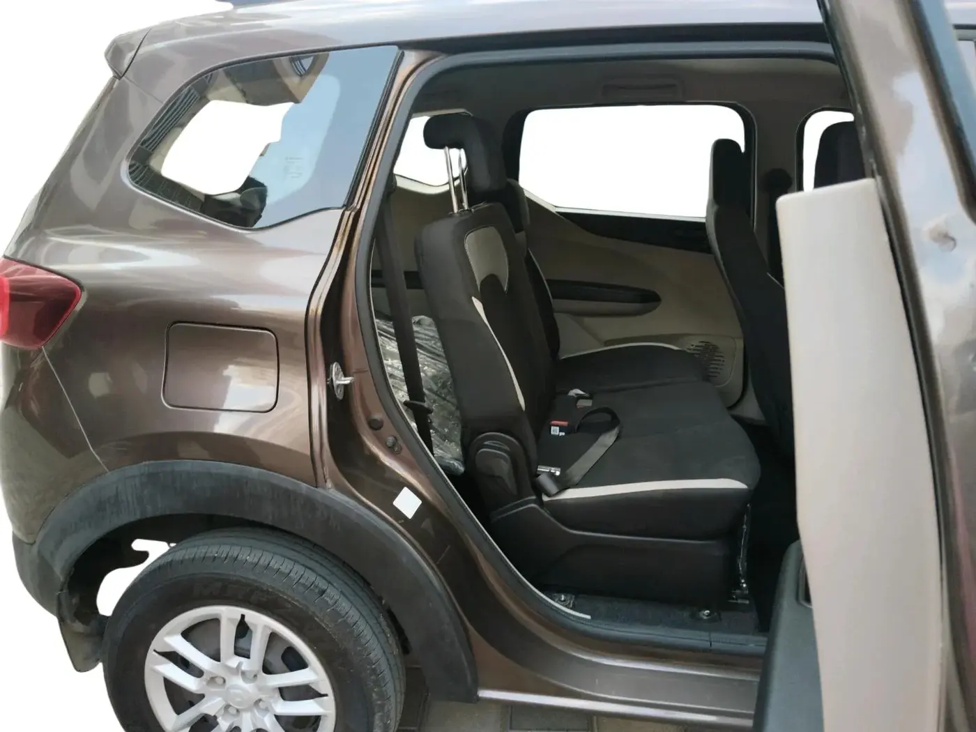 2022 Renault TRIBER RXL MT, Petrol, Manual, 7,573 km, interior