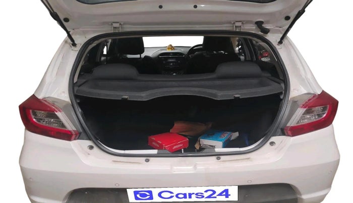 2017 Tata Tiago XZA PETROL, Petrol, Automatic, 28,292 km, exterior