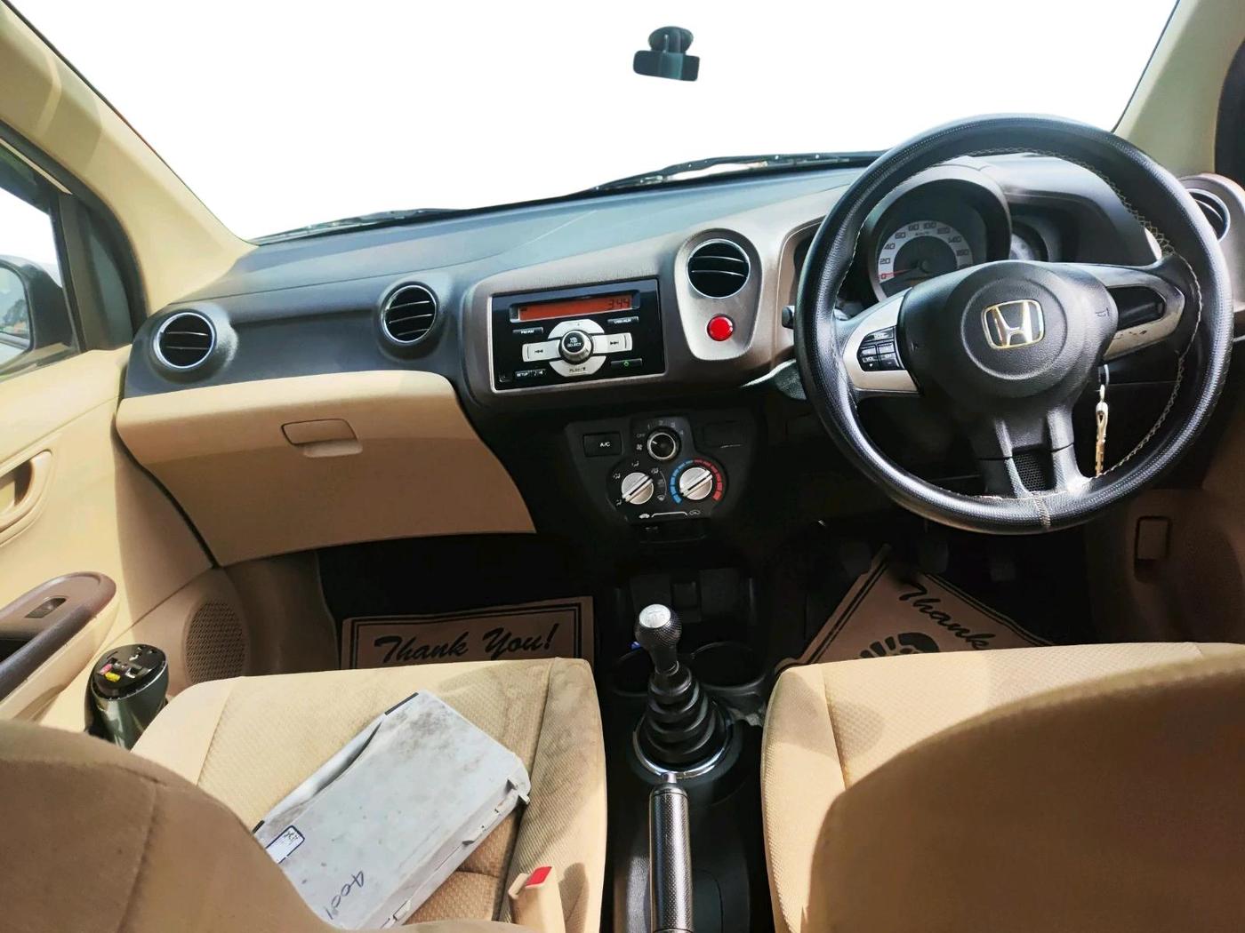 2013 Honda Brio S MT, Petrol, Manual, 1,57,909 km, interior