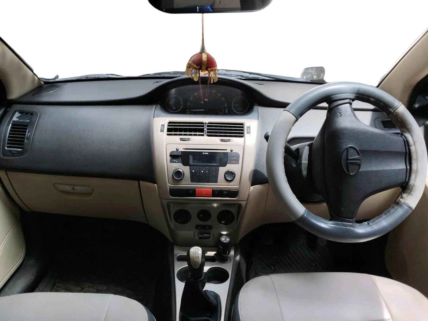 2011 Tata Indica Vista AURA 1.3 QUADRAJET, Diesel, Manual, 79,499 km, interior