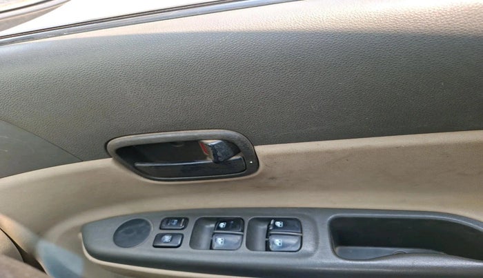 2008 Hyundai Verna VGT CRDI 1.5, Diesel, Manual, 1,59,368 km, interior