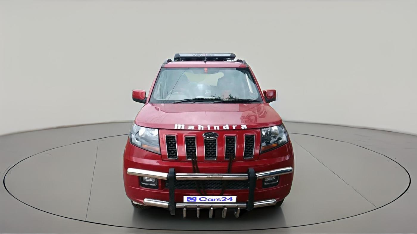 2018 Mahindra TUV300 T10, Diesel, Manual, 77,753 km, exterior