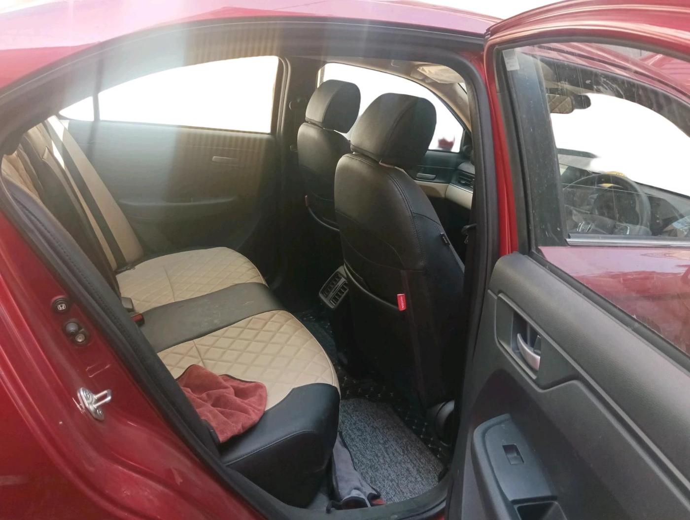 2025 Honda Amaze ZX 1.2 Petrol CVT, Petrol, Automatic, 3,712 km, interior