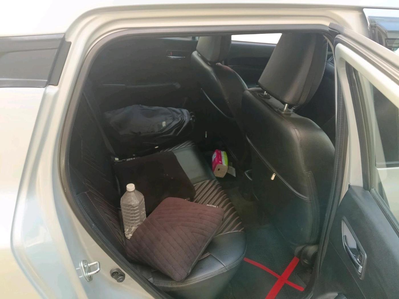 2024 Maruti Swift VXI, Petrol, Manual, 69,343 km, interior