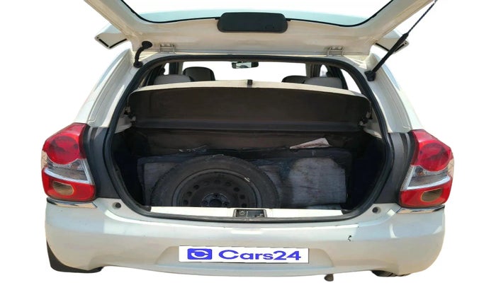 2014 Toyota Etios Liva GD, Diesel, Manual, 68,156 km, exterior