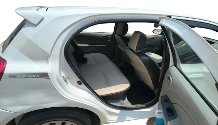 2014 Toyota Etios Liva GD, Diesel, Manual, 68,156 km, interior