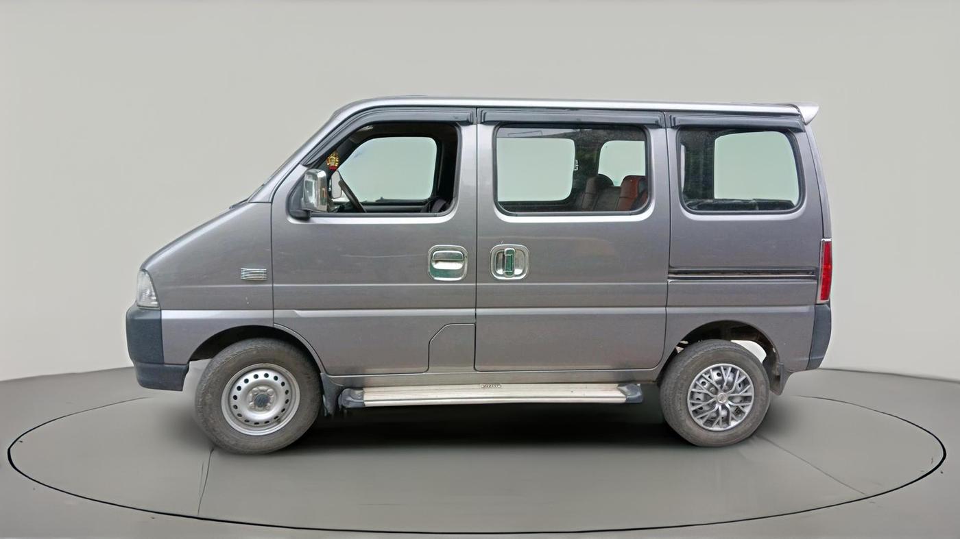 2023 Maruti Eeco 5 STR AC, Petrol, Manual, 26,120 km, exterior