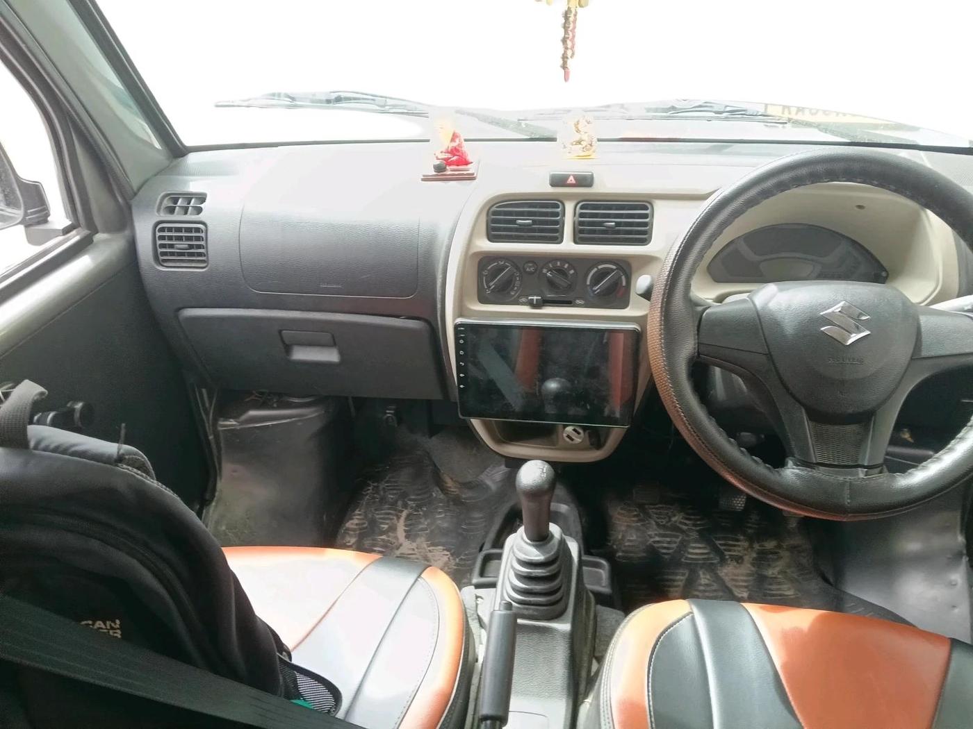 2023 Maruti Eeco 5 STR AC, Petrol, Manual, 26,120 km, interior