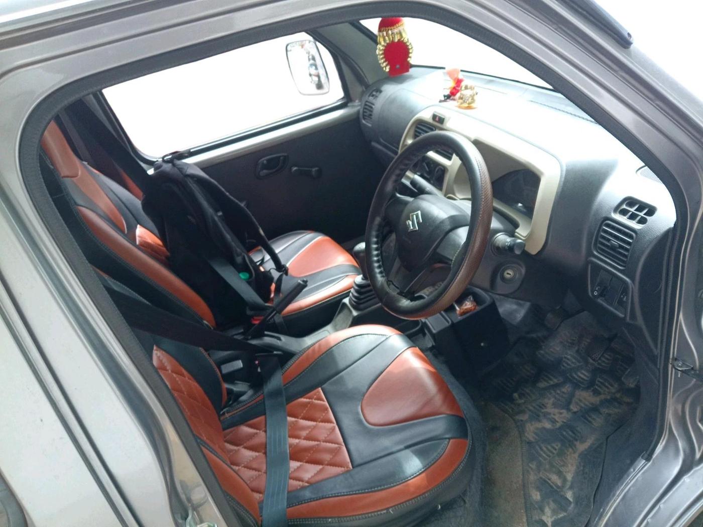 2023 Maruti Eeco 5 STR AC, Petrol, Manual, 26,120 km, interior