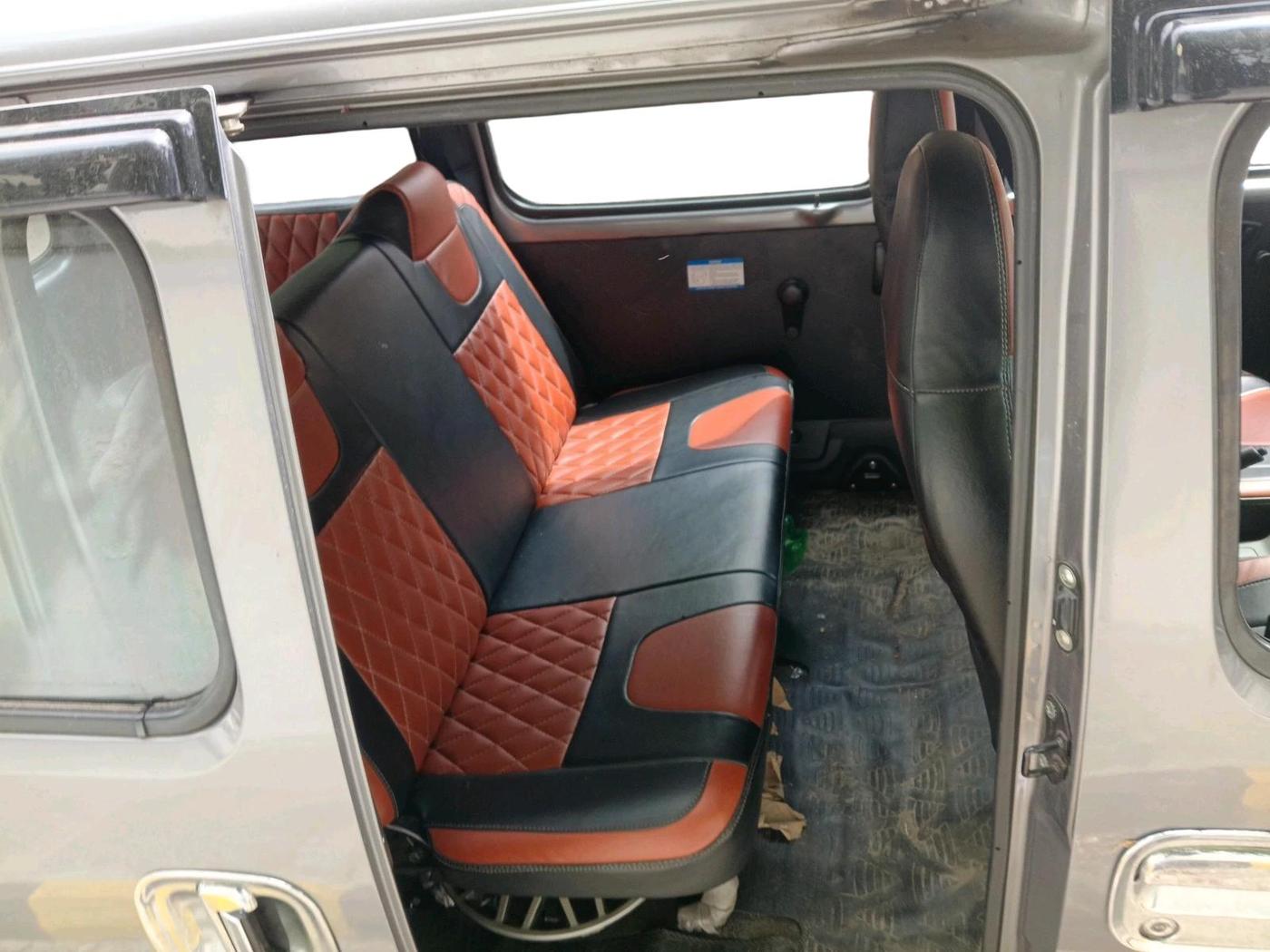 2023 Maruti Eeco 5 STR AC, Petrol, Manual, 26,120 km, interior