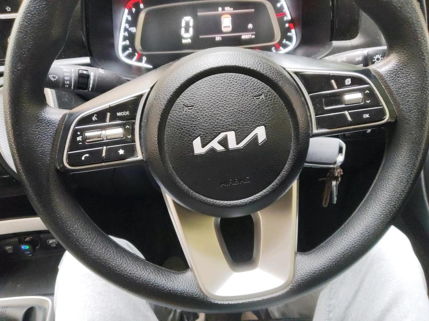 2024 KIA SONET HTK (O) 1.2 Petrol MT, Petrol, Manual, 46,927 km, interior