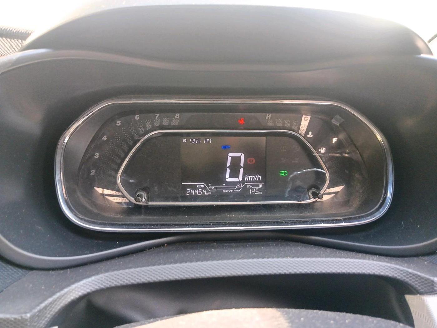 2022 Tata NEXON XZ PLUS PETROL, Petrol, Manual, 24,454 km, interior