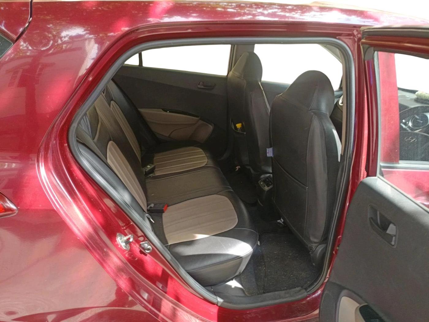 2015 Hyundai Grand i10 MAGNA 1.2 KAPPA VTVT, Petrol, Manual, 1,15,680 km, interior