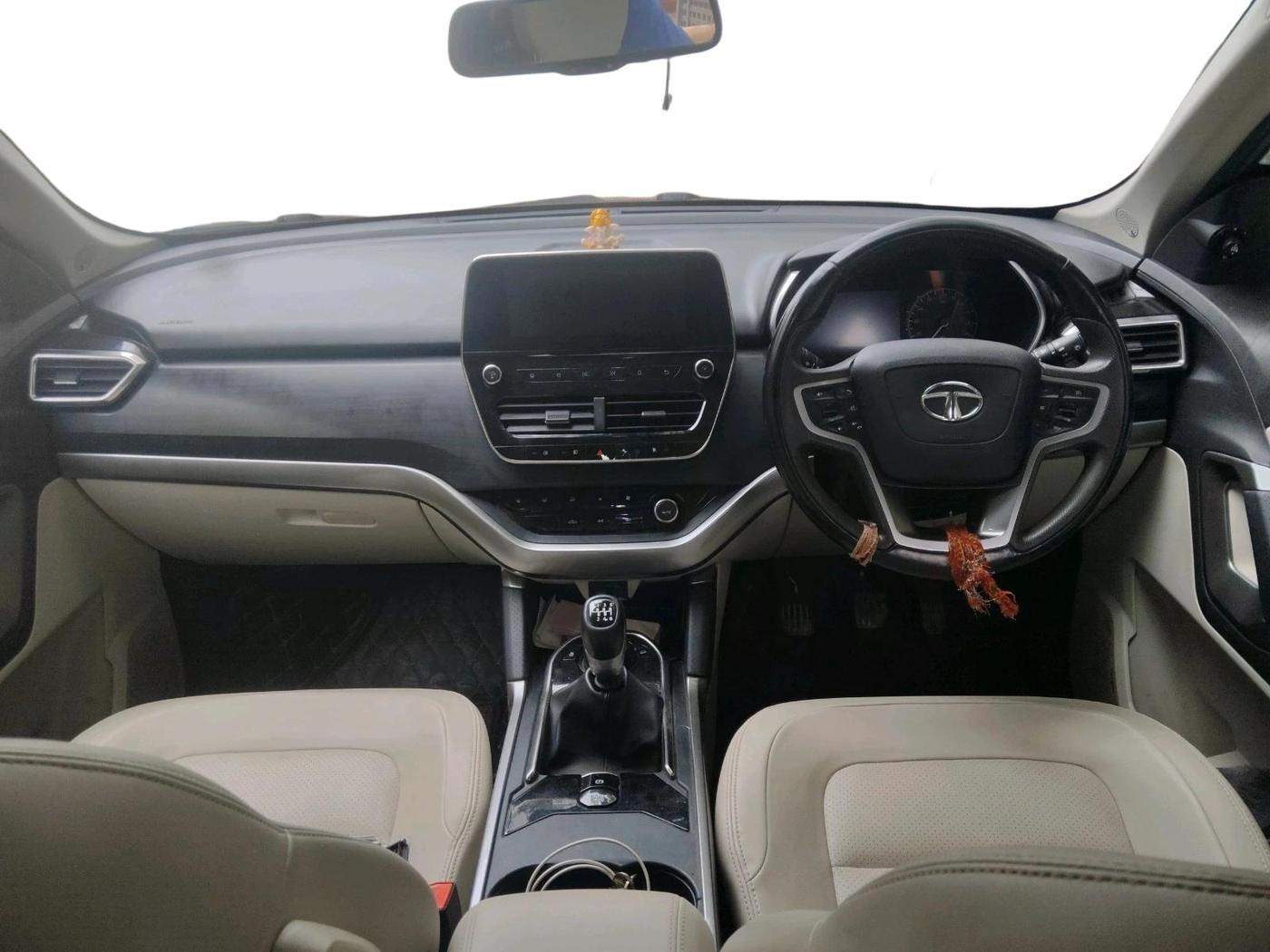 2021 Tata Safari XZ, Diesel, Manual, 64,094 km, interior
