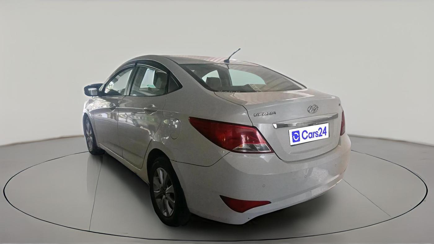 2015 Hyundai Verna FLUIDIC 1.6 CRDI S 4S, Diesel, Manual, 1,37,860 km, exterior