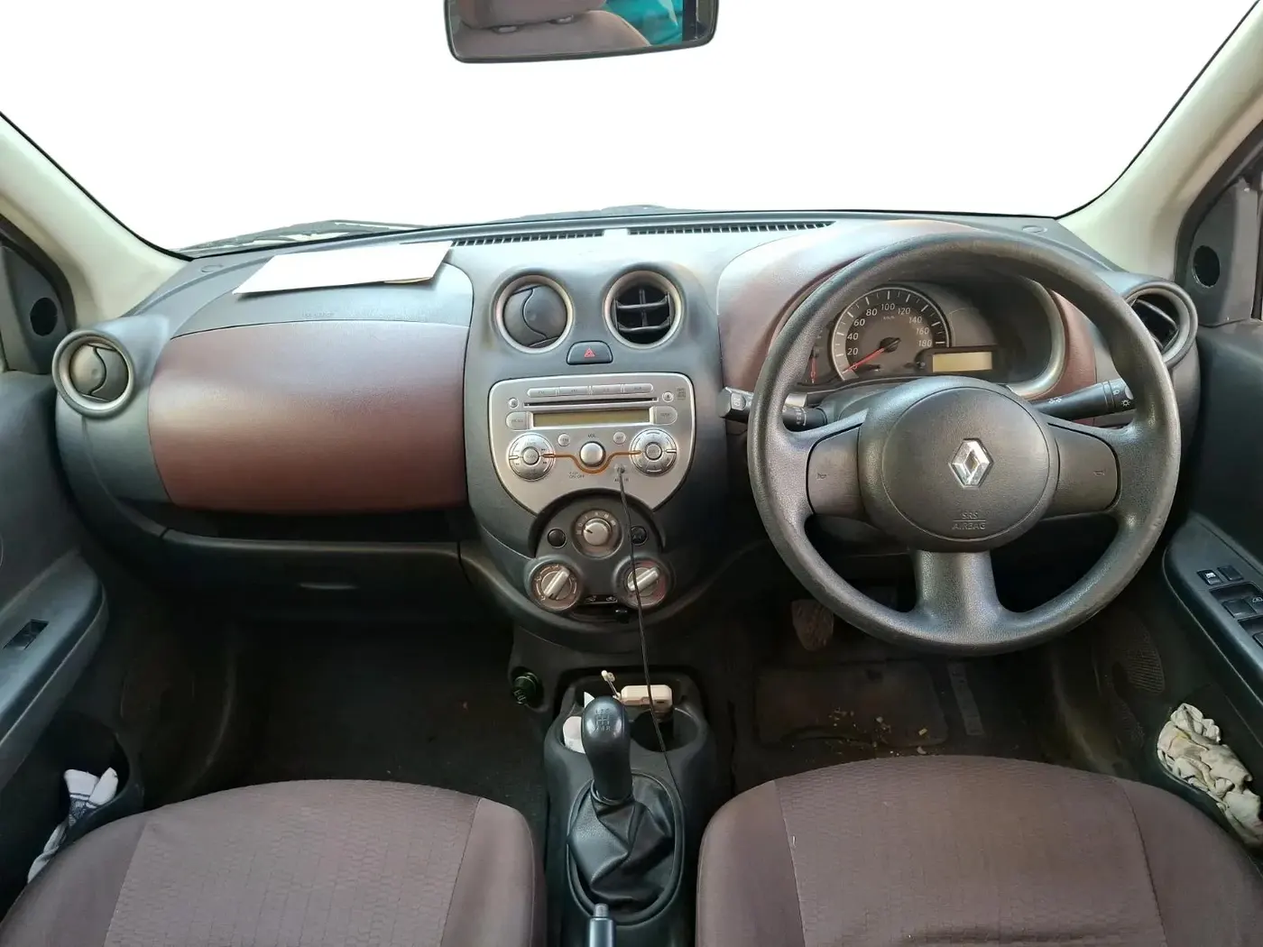 2012 Renault Pulse RXL DIESEL, Diesel, Manual, 89,279 km, interior