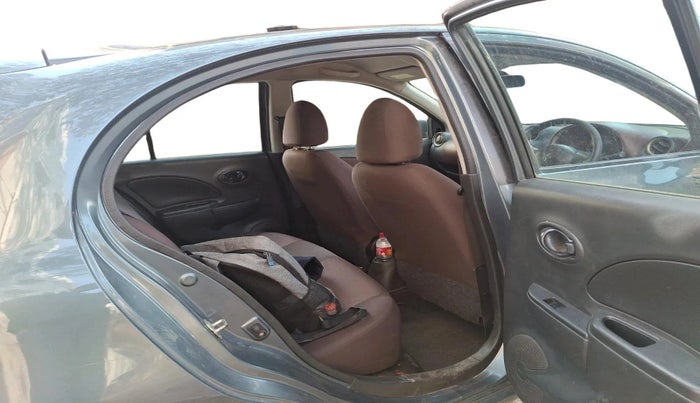 2012 Renault Pulse RXL DIESEL, Diesel, Manual, 89,279 km, interior