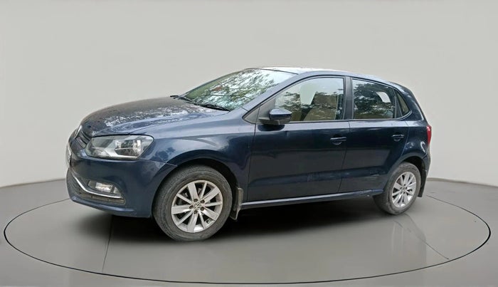 2015 Volkswagen Polo HIGHLINE1.5L, Diesel, Manual, 1,01,478 km, exterior