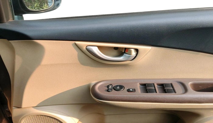 2013 Honda Amaze 1.2L I-VTEC VX, Petrol, Manual, 94,237 km, interior