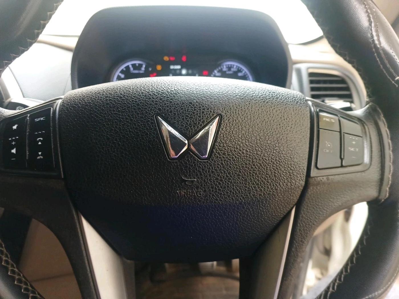 2022 Mahindra BOLERO NEO N 10 (O), Diesel, Manual, 1,98,847 km, interior