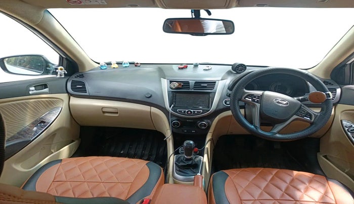 2015 Hyundai Verna FLUIDIC 4S 1.6 VTVT S(O), Petrol, Manual, 56,220 km, interior