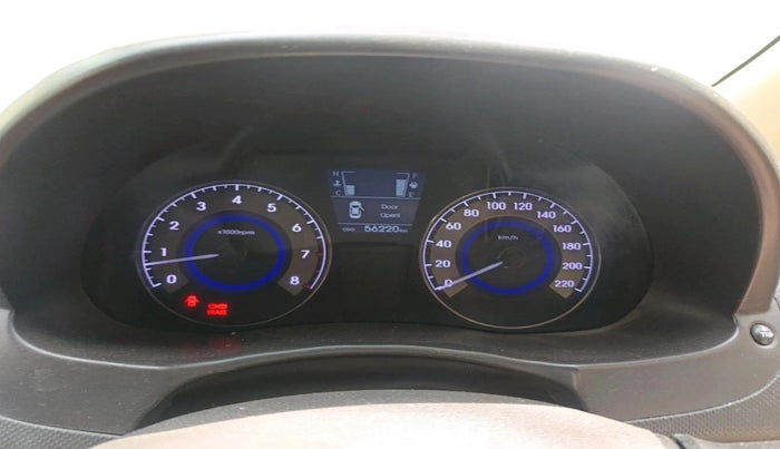 2015 Hyundai Verna FLUIDIC 4S 1.6 VTVT S(O), Petrol, Manual, 56,220 km, interior