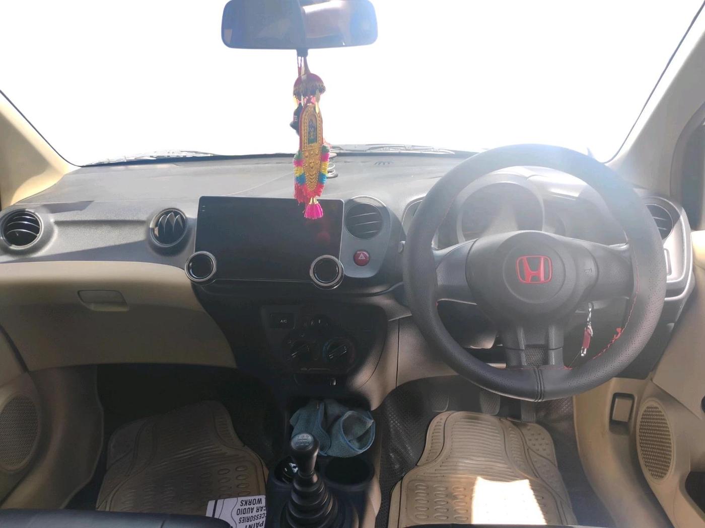 2015 Honda Amaze 1.2L I-VTEC E, Petrol, Manual, 1,12,029 km, interior