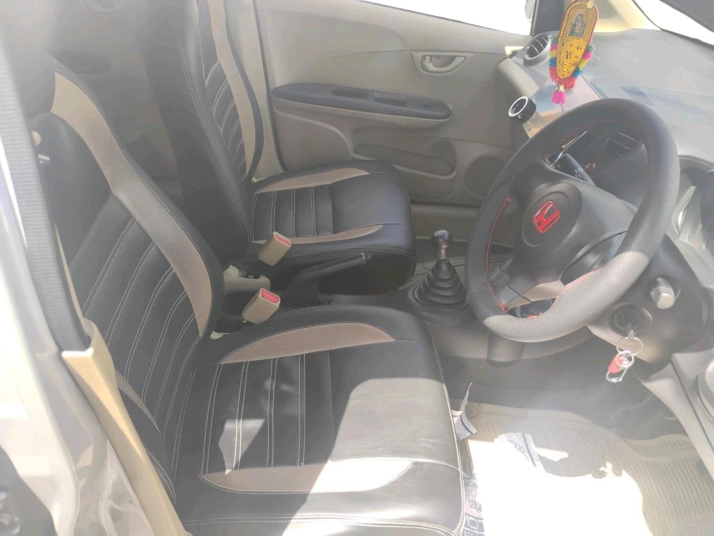2015 Honda Amaze 1.2L I-VTEC E, Petrol, Manual, 1,12,029 km, interior
