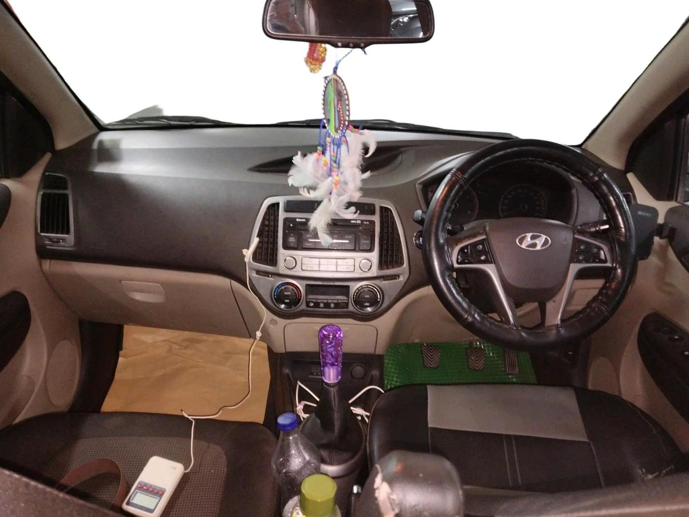 2012 Hyundai i20 ASTA 1.2, Petrol, Manual, 95,144 km, interior
