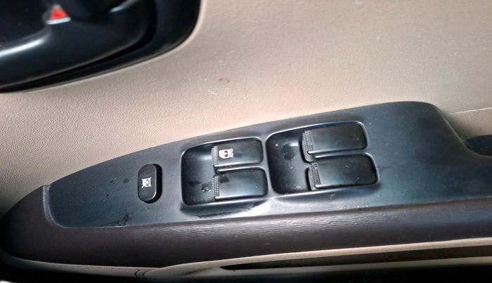 2010 Hyundai i10 MAGNA 1.2, Petrol, Manual, 86,642 km, interior