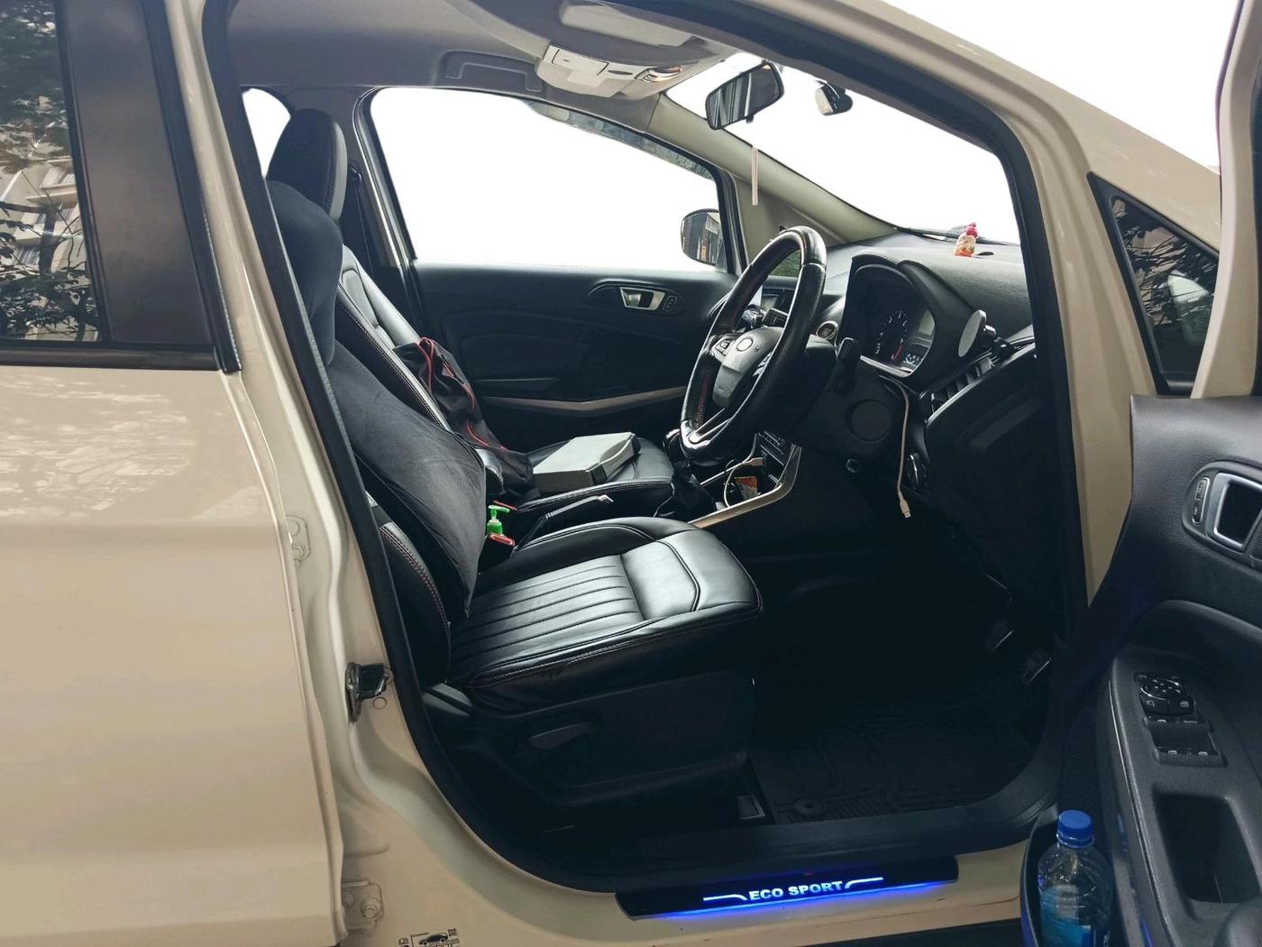 2017 Ford Ecosport TITANIUM 1.5L DIESEL, Diesel, Manual, 68,369 km, interior