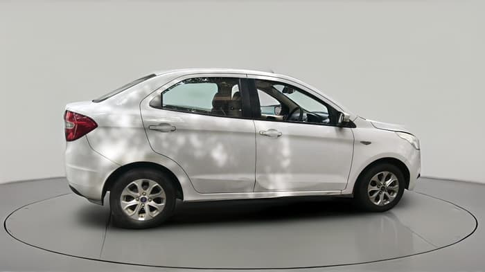 2016 Ford Figo Aspire TITANIUM 1.2 PETROL, Petrol, Manual, 81,840 km, exterior