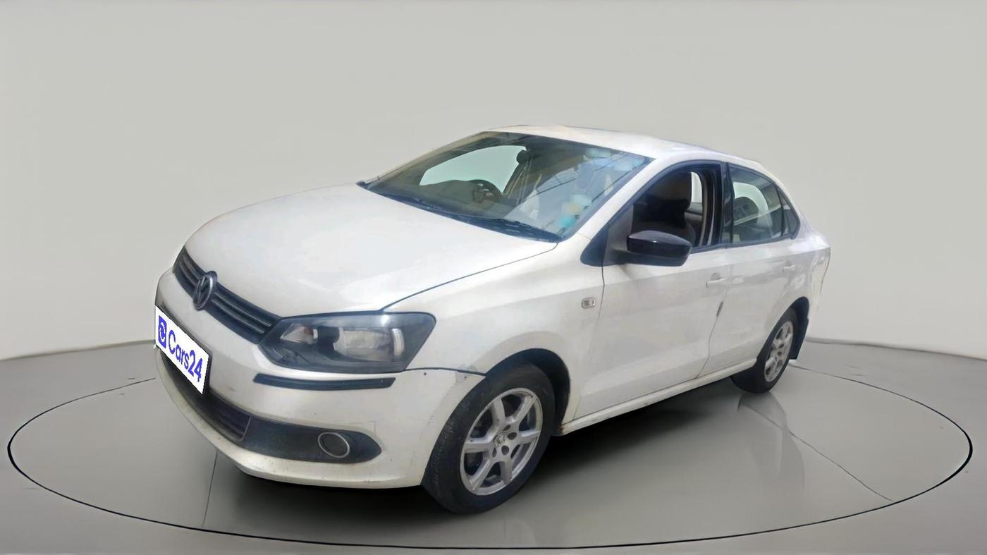 2013 Volkswagen Vento HIGHLINE PETROL AT, Petrol, Automatic, 66,978 km, exterior