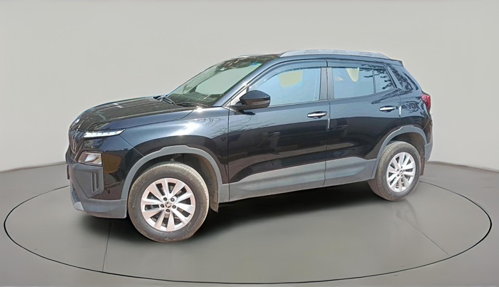 2025 Skoda Kylaq Signature Plus AT, Petrol, Automatic, 7,639 km, exterior