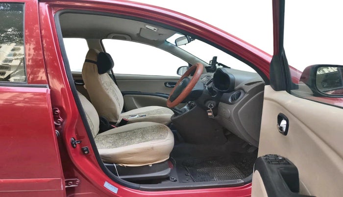 2011 Hyundai i10 SPORTZ 1.2, Petrol, Manual, 38,273 km, interior