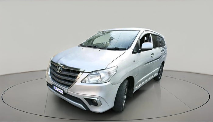 2014 Toyota Innova 2.5 GX 8 STR, Diesel, Manual, 1,56,432 km, exterior