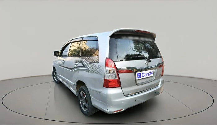 2014 Toyota Innova 2.5 GX 8 STR, Diesel, Manual, 1,56,432 km, exterior